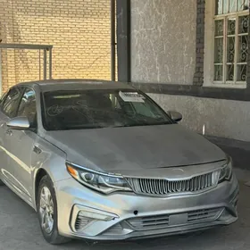 Kia Optima 2020