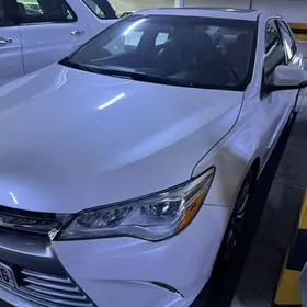 Toyota Camry 2017