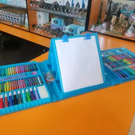 Çagalara Sowgat 208 Predmetli