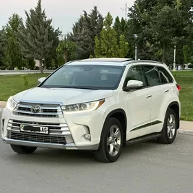 Toyota Highlander 2017