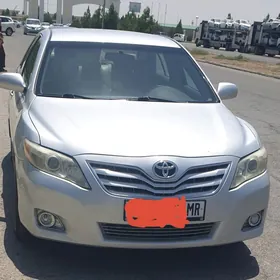 Toyota Camry 2010
