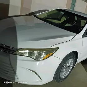 Toyota Camry 2016