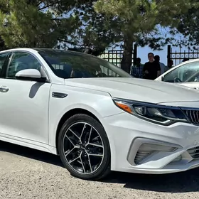 Kia Optima 2020