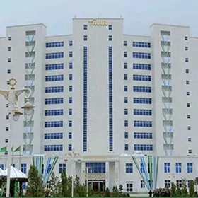 Awaza Täjir otel hususy