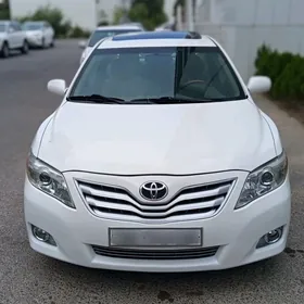 Toyota Camry 2010