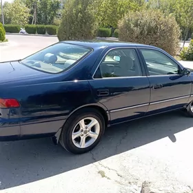 Toyota Camry 1999
