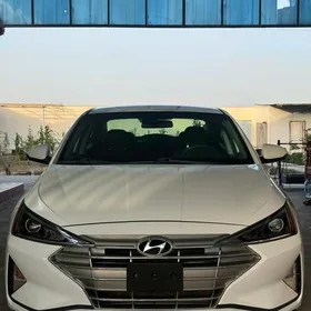 Hyundai Elantra 2020