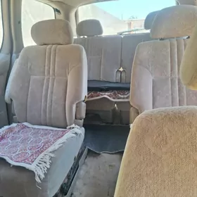 Toyota Sienna 2000