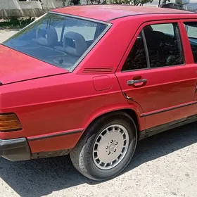 Mercedes-Benz 190-Class 1989