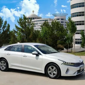 Kia K5 2020