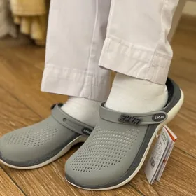 crocs