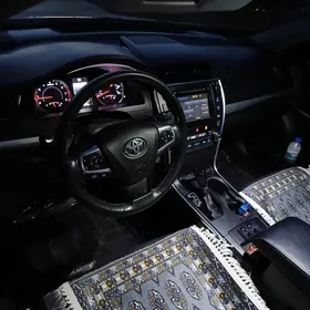 Toyota Camry 2017