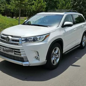 Toyota Highlander 2019