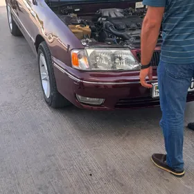 Toyota Avalon 1999