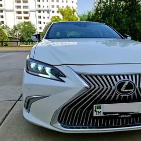 Lexus ES 350 2019