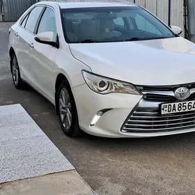 Toyota Camry 2016