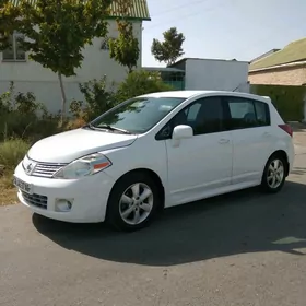Nissan Versa 2009