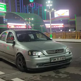 Opel Astra 2000