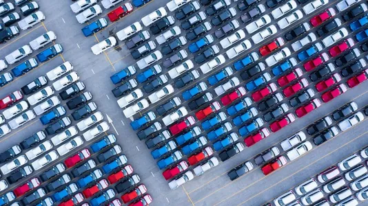 В мире растет спрос на новые авто: продано более 44 миллионов машин за полгода