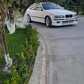 BMW E39 1999