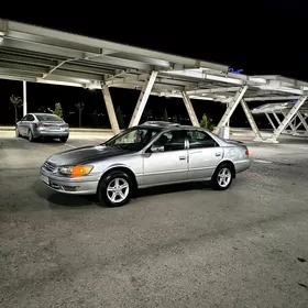 Toyota Camry 1999