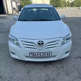 Toyota Camry 2011