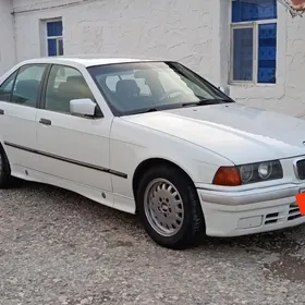 BMW 323 1992