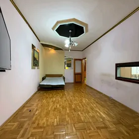 Гаудан 2комнаты 2этаж