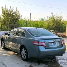 Toyota Camry 2011