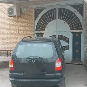 Opel Zafira 2003