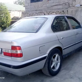 BMW 525 1990
