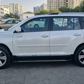 Toyota Highlander 2011