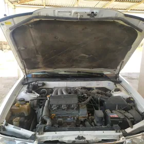 Toyota Avalon 1999