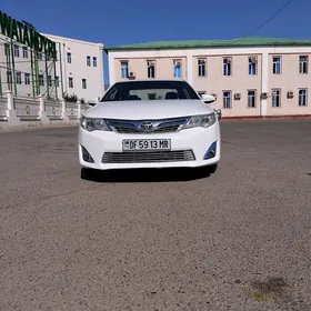 Toyota Camry 2013