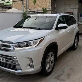 Toyota Highlander 2019