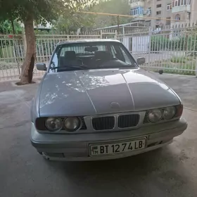 BMW 525 1993