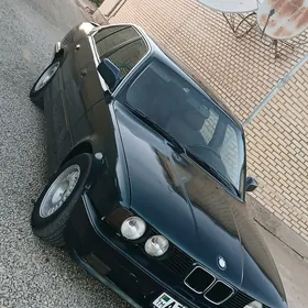 BMW 525 1989