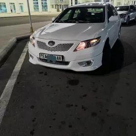 Toyota Camry 2010