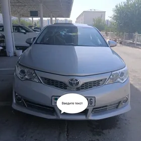 Toyota Camry 2012
