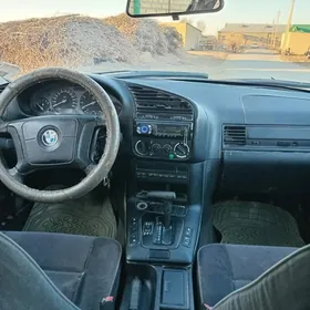 BMW 320 1995
