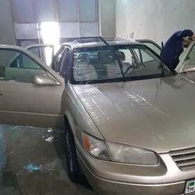 Toyota Camry 1998