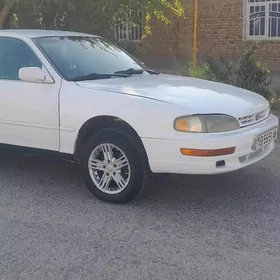 Toyota Camry 1993