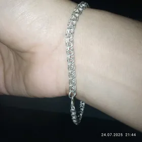 Kümüş branslet