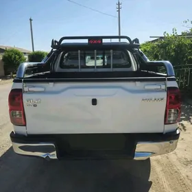 Toyota Hilux 2017