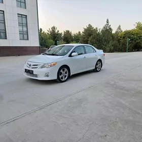 Toyota Corolla 2011