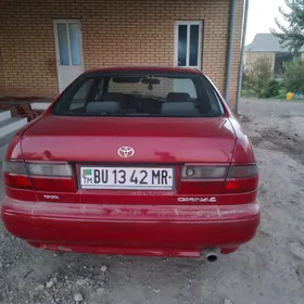 Toyota Carina 1993