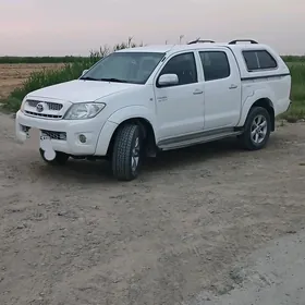 Toyota Hilux 2010