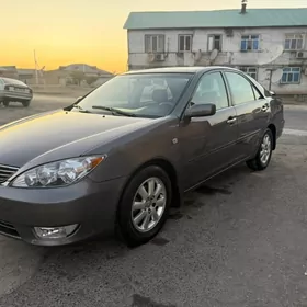 Toyota Camry 2003