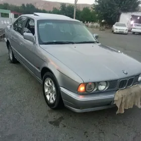 BMW 525 1992