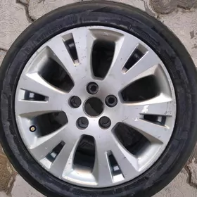 R17 Avalon diska
